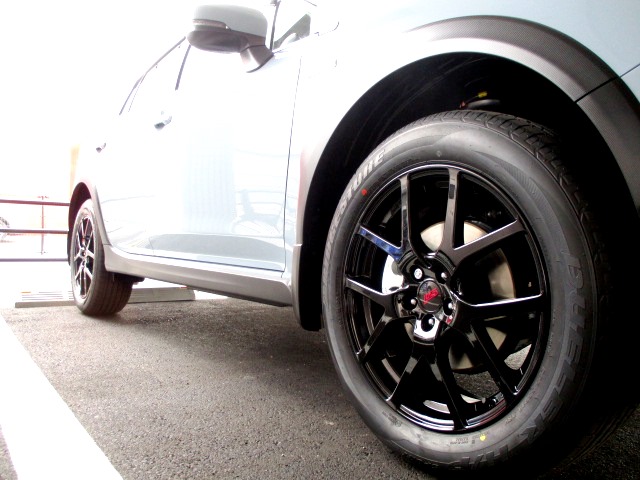 stiアルミホイールがポイント こだわりのxvをご納車です 東四国スバル株式会社 stiアルミホイールがポイント こだわりのxvをご納車です 東四国スバル株式会社